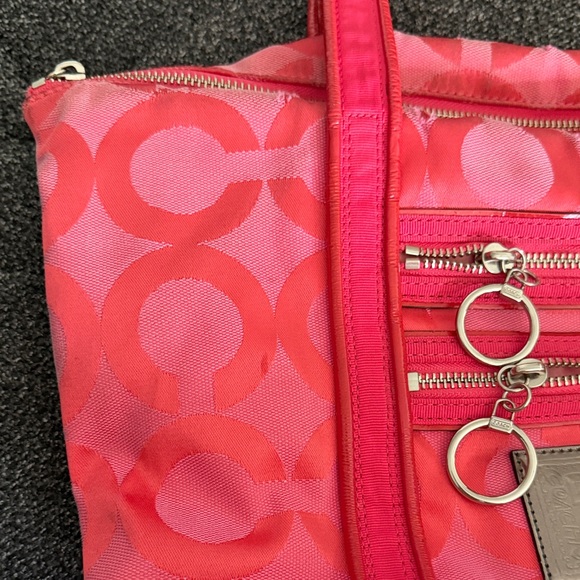 Coach Pink Poppy Bag with Two Hang Tags - Picture 4 of 13